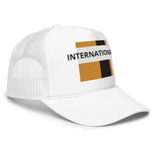 Load image into Gallery viewer, Classiq trucker hat